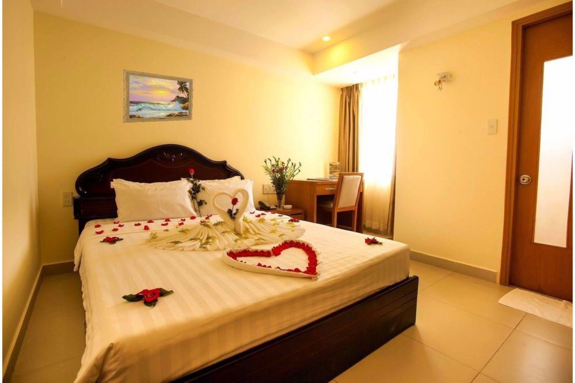 Art Boutique Hotel Nha Trang Buitenkant foto