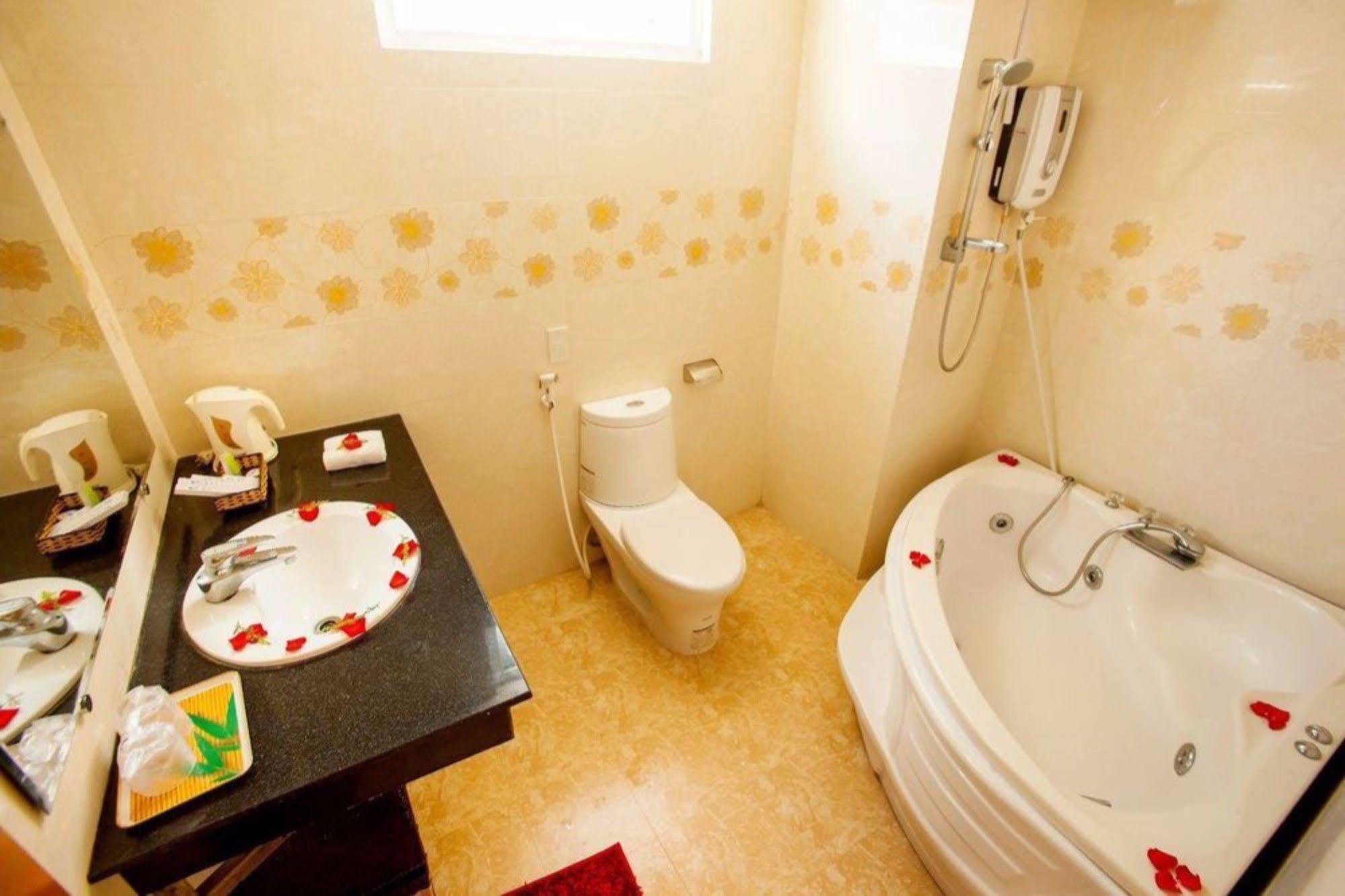 Art Boutique Hotel Nha Trang Buitenkant foto